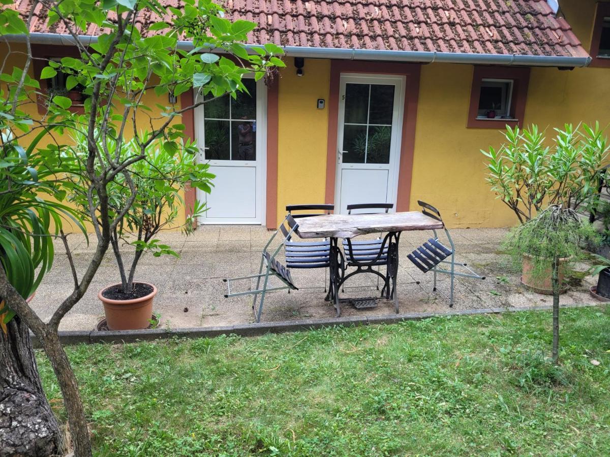 Mohas Vendeghaz Koszeg Mohas Ut 107 호텔 외부 사진