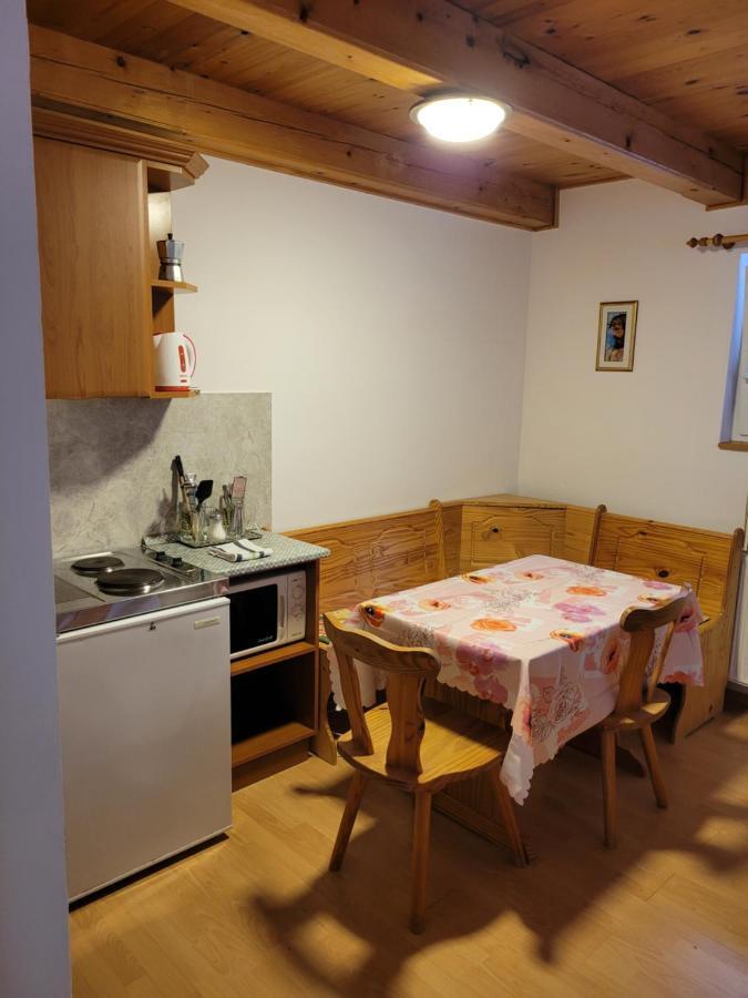 Mohas Vendeghaz Koszeg Mohas Ut 107 호텔 외부 사진
